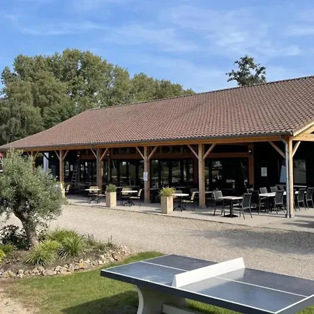 Papillon - Premium Chalet Bouillon